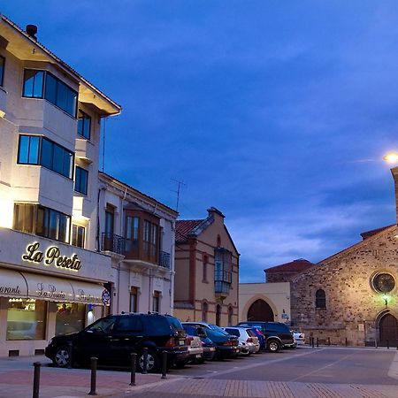 Hotel Restaurante La Peseta Astorga Eksteriør billede