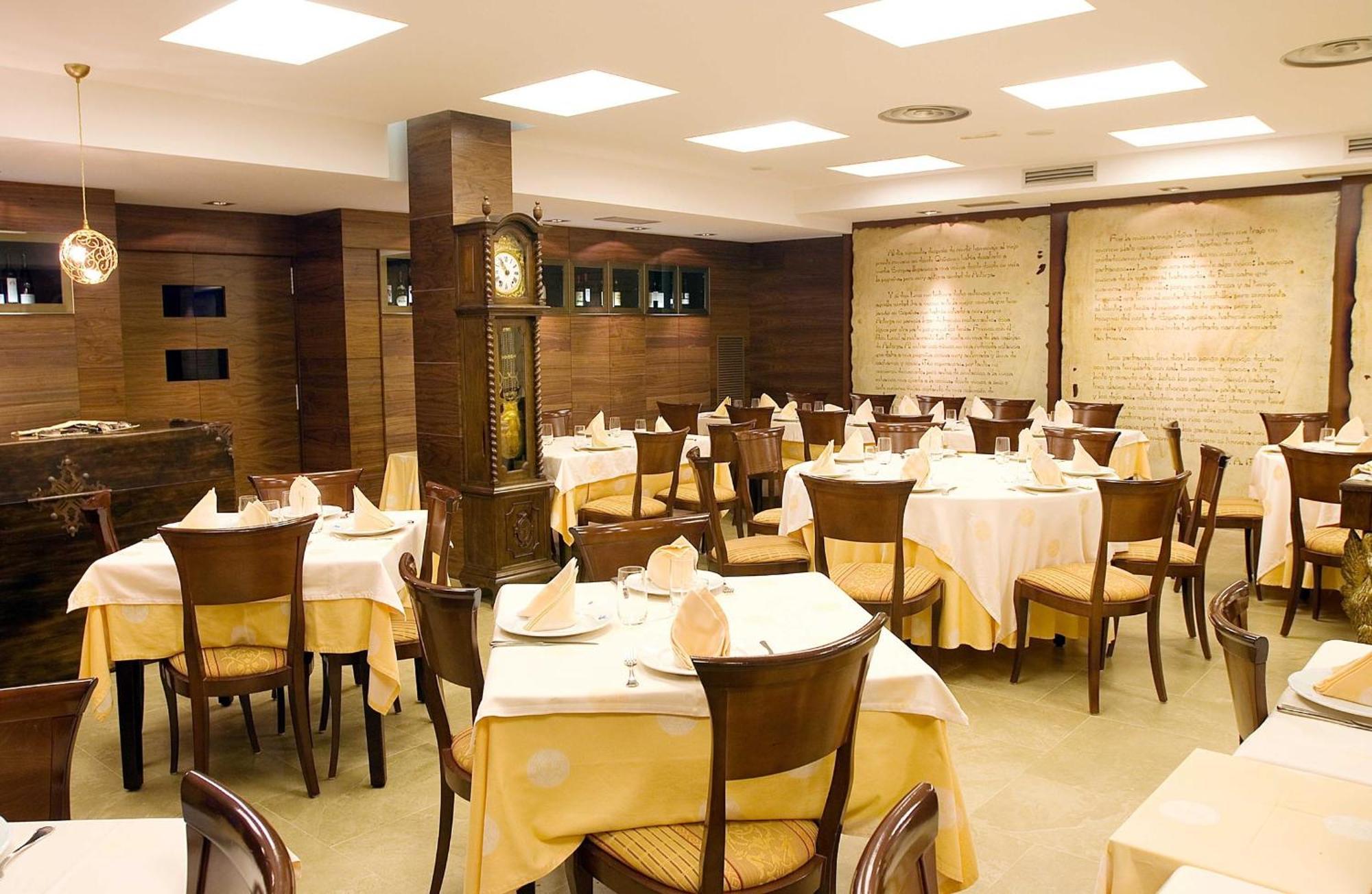 Hotel Restaurante La Peseta Astorga Eksteriør billede